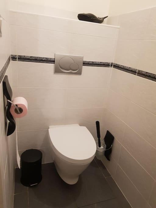 9 Pers 160 M² +Jardin- 10Mn Nantes -30Mn Mer Bouguenais Eksteriør billede